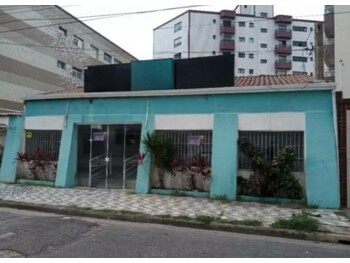 Casa em leilão - Avenida Juscelino Kubitschek de Oliveira, 1523 - Praia Grande/SP - Banco Santander Brasil S/A | Z32007LOTE005