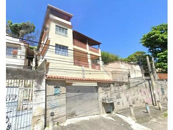 Casa em leilão - Rua Almeida Nogueira, 379 - Rio de Janeiro/RJ - Banco Santander Brasil S/A | Z31965LOTE006