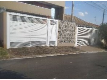 Casa em leilão - Rua Laurindo Torezani, 181 - Bady Bassitt/SP - Itaú Unibanco S/A | Z31956LOTE003