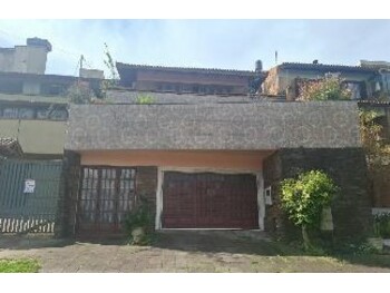 Casa em leilão - Rua Cariri, 707 - Porto Alegre/RS - Itaú Unibanco S/A | Z31994LOTE001