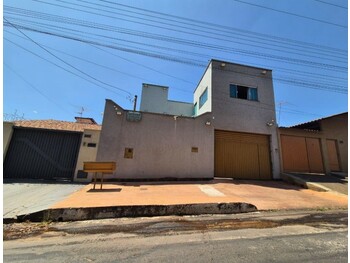 Casa em leilão - Rua Diva Fortes, s/nº - Goiânia/GO - Banco Santander Brasil S/A | Z31688LOTE020