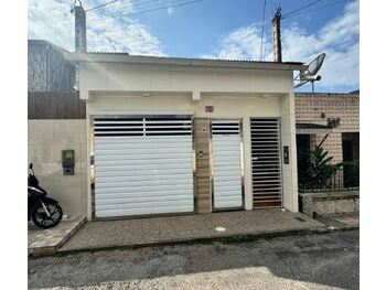 Casa em leilão - Rua Francisco Borges, 84 - Catu/BA - Banco Santander Brasil S/A | Z31570LOTE007