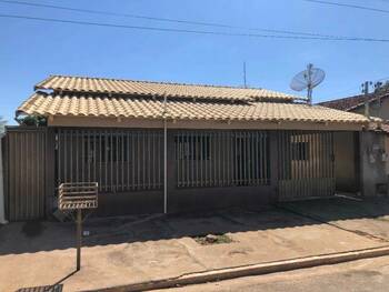 Casa em leilão - Rua Ranulfo Bueno, s/nº - Buriti De Goiás/GO - Banco Santander Brasil S/A | Z31982LOTE195