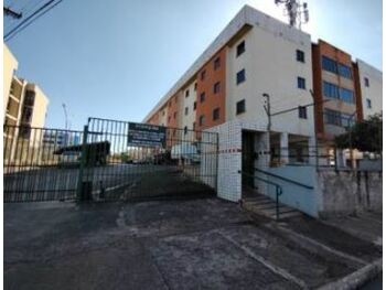 Apartamentos e Flats em leilão - Quadra Qnl 6 Bloco C, s/n° - Brasília/DF - Banco Bradesco S/A | Z31693LOTE002