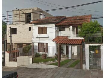 Casa em leilão - Rua Professor Doutor João Pitta Pinheiro Filho, 302 - Porto Alegre/RS - Cashme Soluções Financeiras S/A | Z32018LOTE003