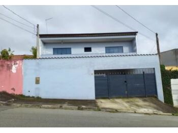 Casa em leilão - Rua Paulo Leite de Siqueira, 50 - Mogi das Cruzes/SP - Creditas Soluções Financeiras Ltda | Z32027LOTE001