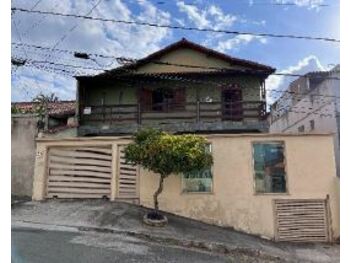 Casa em leilão - Rua dos Urutaus, 91 - Belo Horizonte/MG - Creditas Soluções Financeiras Ltda | Z32027LOTE002