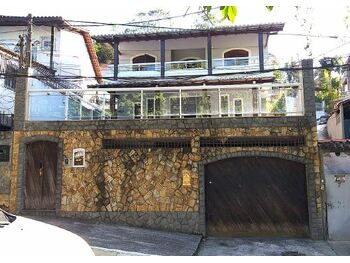 Casa em leilão - Rua Geraldo Bomilcar, 133 - Rio de Janeiro/RJ - Banco Santander Brasil S/A | Z32023LOTE002