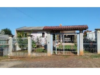 Casa em leilão - Rua Ceará, 570 - Lagoa Vermelha/RS - Banco Santander Brasil S/A | Z32209LOTE002