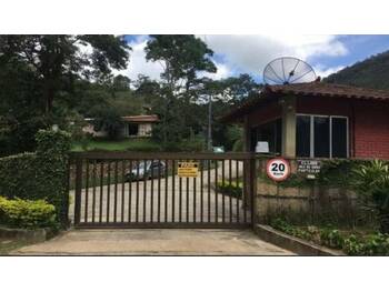 Casa em leilão - Estrada Santa Rita, 1 - Teresópolis/RJ - Banco Santander Brasil S/A | Z32186LOTE080