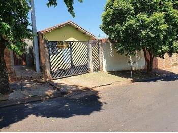 Casa em leilão - Rua Jupiter, 80 - Itápolis/SP - Banco Santander Brasil S/A | Z32186LOTE317