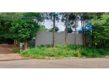 Casa em leilão - Avenida Juca Peçanha, 1288 - Atibaia/SP - Banco Santander Brasil S/A | Z31977LOTE010