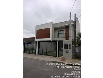 Casa em leilão - Rua Alberto Ponick, 179 - Joinville/SC - Banco Santander Brasil S/A | Z32186LOTE393