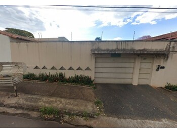 Casa em leilão - Rua do Rádio, 320 - Uberlândia/MG - Banco Santander Brasil S/A | Z31815LOTE005