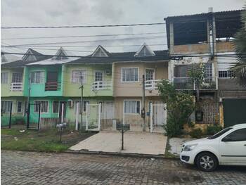 Casa em leilão - Rua Professora Ziláh Totta, 200 - Porto Alegre/RS - Banco Santander Brasil S/A | Z32186LOTE059