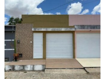 Casa em leilão - Rua Jannarleyde Alves Aquino, 280 - Santana do Ipanema/AL - Banco Santander Brasil S/A | Z32152LOTE019