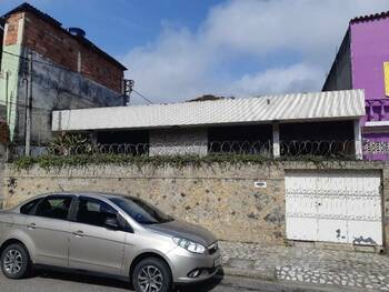 Casa em leilão - Rua Antônio Silva, 164 - Niterói/RJ - Banco Santander Brasil S/A | Z32325LOTE139