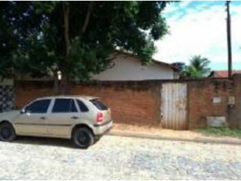 Casa em leilão - Rua Arlindo Campos Flores, 451 - Serra Dourada/BA - Banco Pan S/A | Z32636LOTE004