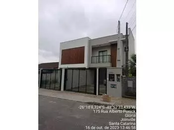 Casa em leilão - Rua Alberto Ponick, 179 - Joinville/SC - Banco Santander Brasil S/A | Z32638