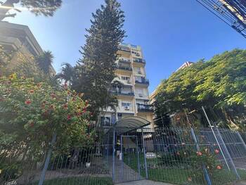 Apartamentos e Flats em leilão - Avenida Padre Cacique, 354 - Porto Alegre/RS - Banco Santander Brasil S/A | Z32325LOTE284