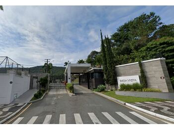 Casa em leilão - Avenida Hermógenes de Assis Feijó, 621 - Balneário Camboriú/SC - Itaú Unibanco S/A | Z32626