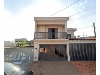 Casa em leilão - Rua Natal, 205 - Ribeirão Preto/SP - Banco Bradesco S/A | Z32422LOTE019