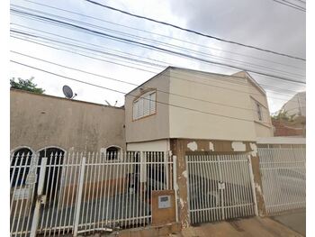 Casa em leilão - Rua Pascua Vale, 30 - São José do Rio Preto/SP - Banco Bradesco S/A | Z32642LOTE035