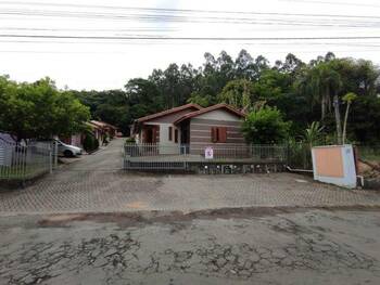 Casa em leilão - Rua dos Renck, 597 - Igrejinha/RS - Banco Santander Brasil S/A | Z32638LOTE116