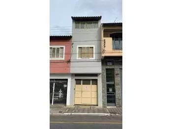 Casa em leilão - Avenida Doutor Arthur Ribeiro Guimarães, 457 - Pouso Alegre/MG - Banco Santander Brasil S/A | Z32638