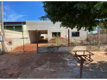 Casa em leilão - Rua Lisboa, 362 - Londrina/PR - Itaú Unibanco S/A | Z32726