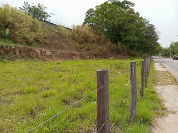 Terreno em leilão - Avenida Jaziel Azeredo Ribeiro, s/nº - Votorantim/SP - Banco Bari de Investimentos e Financiamentos S/A | Z32850