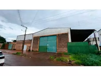 Galpão em leilão - Rua João Batista dos Anjos, 185 - Araporã/MG - Banco Bradesco S/A | Z32745
