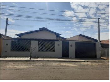 Casa em leilão - Rua Vereador Adolfo Nimptz, 123 - Engenheiro Coelho/SP - Banco Inter S/A | Z32794LOTE015