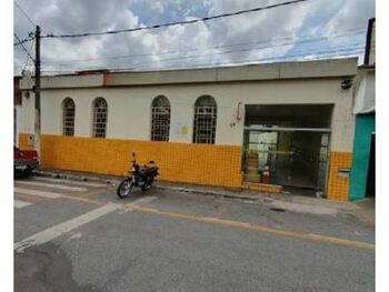 Prédio Comercial em leilão - Praça Álvaro Lima, 34 - Mateus Leme/MG - Banco Cooperativo Sicoob S.A. | Z32737LOTE005