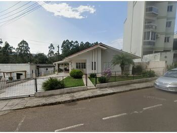 Casa em leilão - Rua Ernesto Lorenzett, 88 - Concórdia/SC - Banco Bradesco S/A | Z32745LOTE001