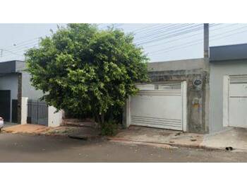 Casa em leilão - Rua Ida Zin Paludetto, 121 - Birigui/SP - Banco Santander Brasil S/A | Z32638LOTE251