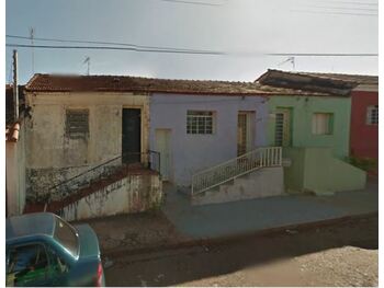 Casas em leilão - Rua Manoel dos Santos, 237 e 243 - Dumont/SP - Tribunal de Justiça do Estado de São Paulo | Z32764LOTE002