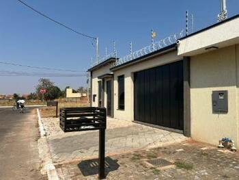 Casa em leilão - Rua 29, 388 - Caldas Novas/GO - Banco Santander Brasil S/A | Z32638LOTE240