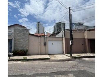 Casa em leilão - Rua Desembargador Feliciano de Ataíde, 2154 - Fortaleza/CE - Banco Bradesco S/A | Z32854