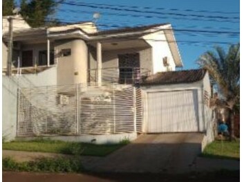 Casa em leilão - Rua Antônio Pertile, 217 - Cascavel/PR - Banco Santander Brasil S/A | Z32948