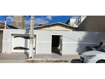 Casa em leilão - Rua Professora Maria Zene, 322 - Caicó/RN - Banco Santander Brasil S/A | Z32946