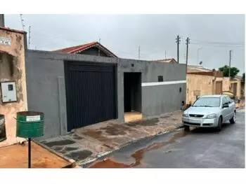 Casa em leilão - Rua Zolfi Filho, 399 - Joviânia/GO - Itaú Unibanco S/A  | Z33179