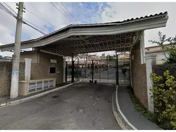 Casa em leilão - rua maria cândida ferreira lacerda, 607 - carapicuíba/sp - banco santander brasil s/a | z33201
