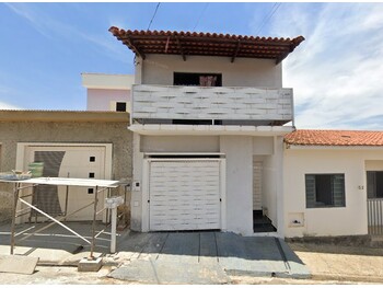 Casa em leilão - Rua Benedito Vitor dos Reis, 43 - Carmo do Rio Claro/MG - Itaú Unibanco S/A  | Z33178