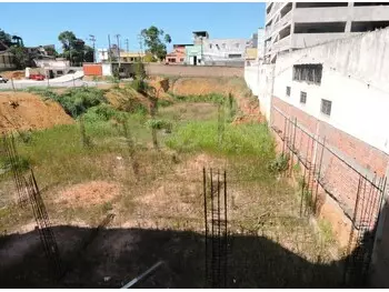 Terrenos e Lotes em leilão - Rua Abílio Moreira de Miranda, 111 - Macaé/RJ - Outros Comitentes | Z33258