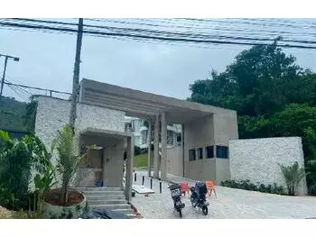 Casa em leilão - Avenida Hermógenes de Assis Feijó, 621 - Balneário Camboriú/SC - Itaú Unibanco S/A  | Z33179