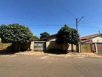 Casa em leilão - Rua Paraná, s/nº - Palmeiras de Goiás/GO - Banco Santander Brasil S/A | Z33390