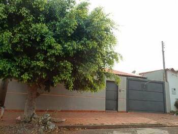 Casa em leilão - Rua Maceió, 102 - Campo Grande/MS - Banco Santander Brasil S/A | Z33480