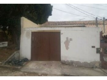 Casa em leilão - Rua Recanto dos Canários, 1059 - Esmeraldas/MG - Itaú Unibanco S/A  | Z33457