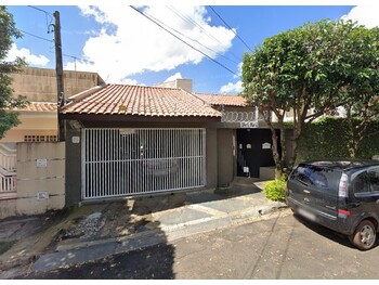Casa em leilão - Rua Cláudio Sebastião Ferreira, 2-135 - Bauru/SP - Banco Bradesco S/A | Z33451